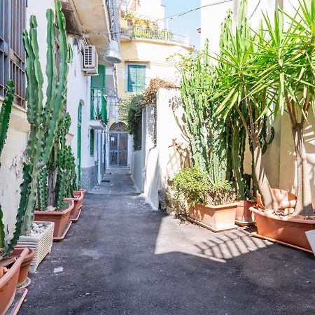 Il Borgo Apartamento Nápoles Exterior foto